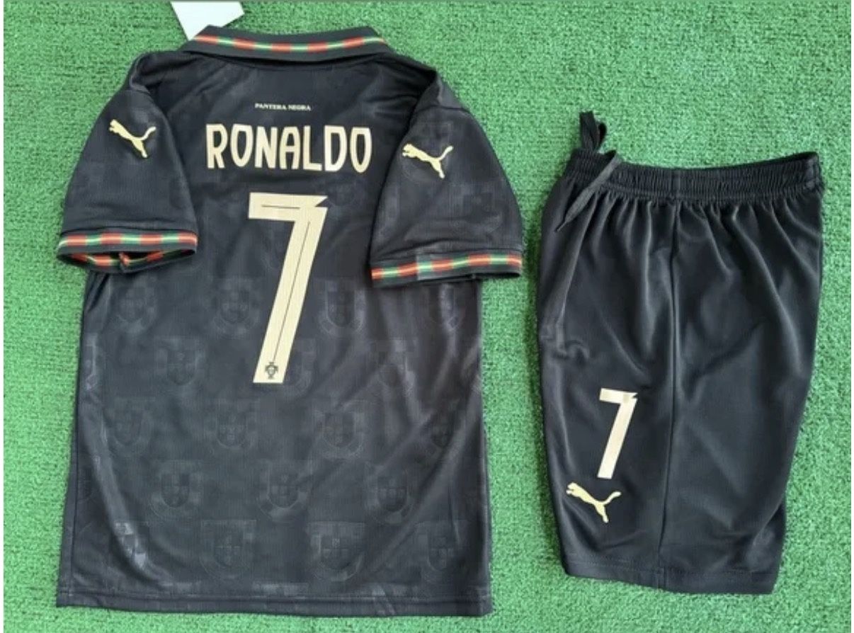 Soccer kids sizes Ronaldo Portugal special edition black kids and