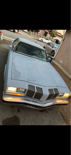 1976 CUTLASS SUPREME