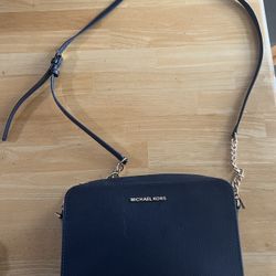 Michael Kors PVC or Leather Crossbody Shoulder Handbag Purse Black Bag Messenger