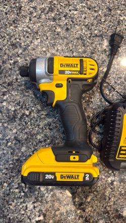 Like new Dewalt impact it’s extras