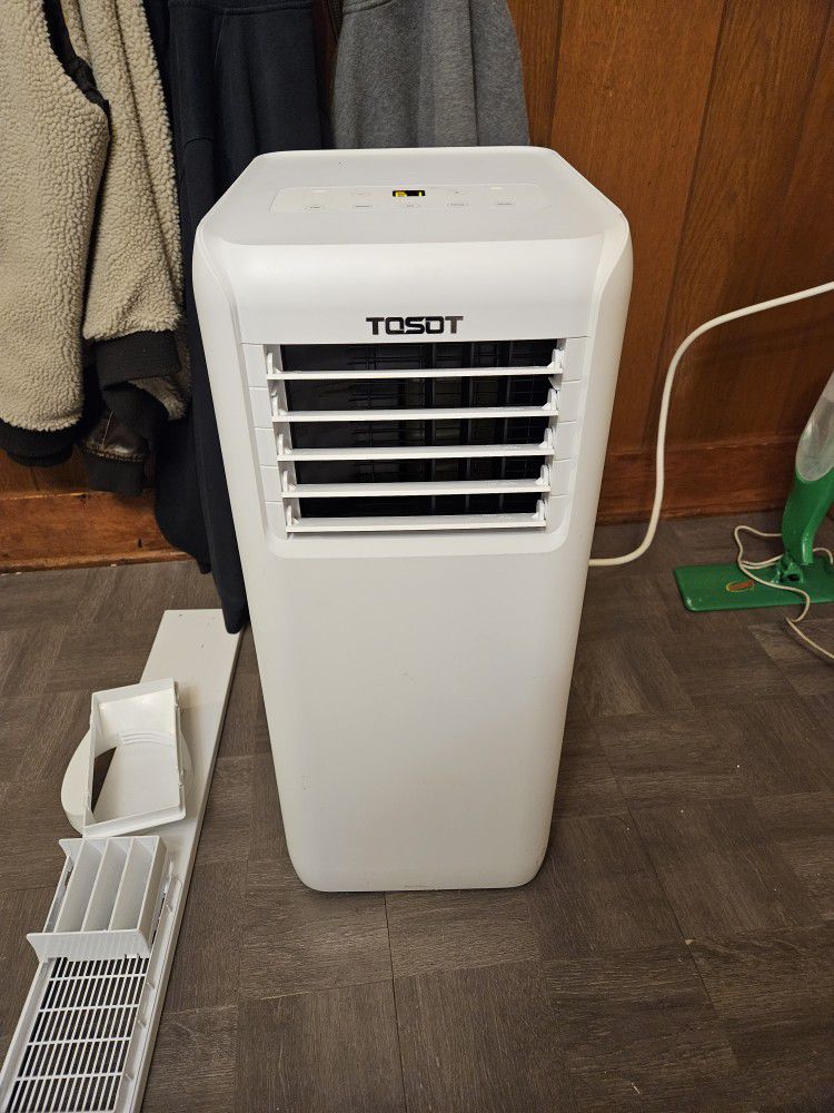Tosot 8000 BTU portable Air Conditioner