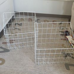 Metal basket organizer