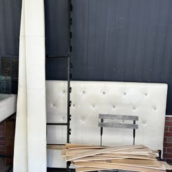 Gratis base De Cama Queen 