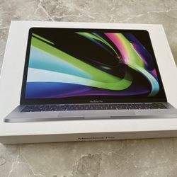 13-inch MacBook Pro with Apple M2 chip