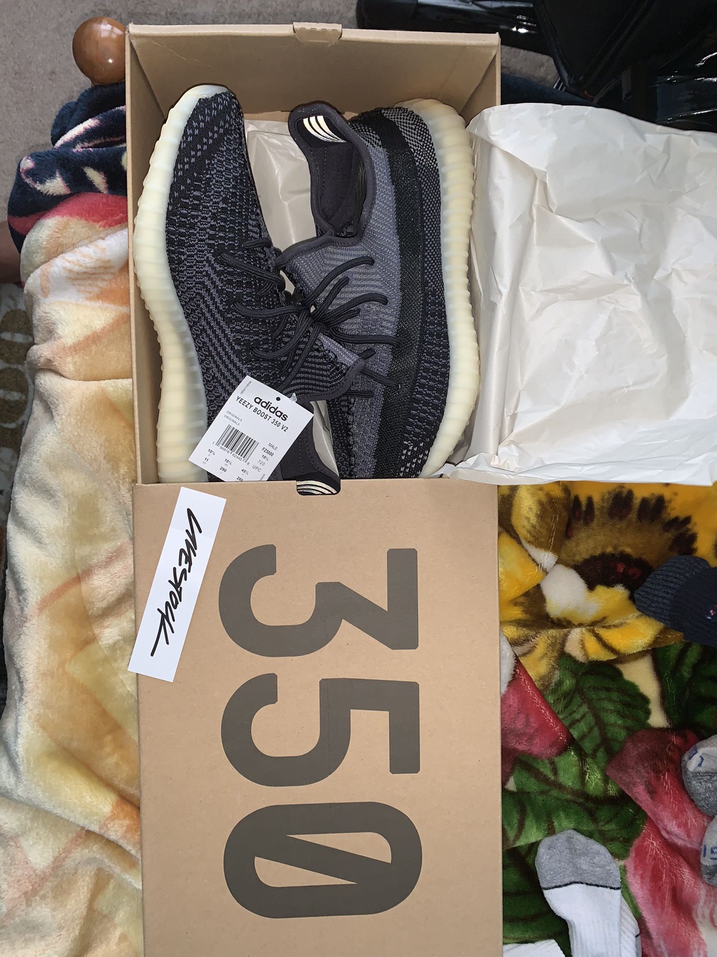Yeezy 350 carbons