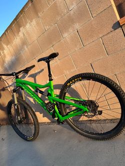 Santa Cruz Bronson