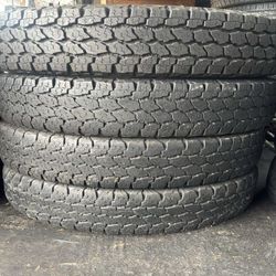 LT 275 70 18 SET OF 4 GOODYAER WRANLGLER 10 PLY