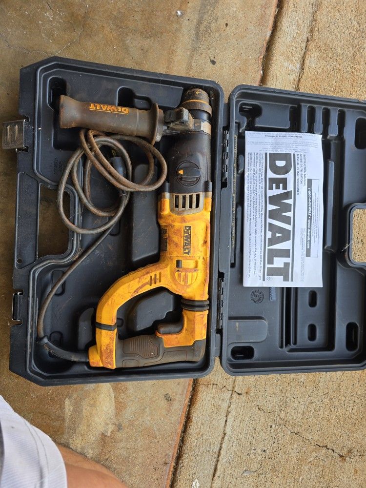 Dewalt 1 1/8 Hammerdrill