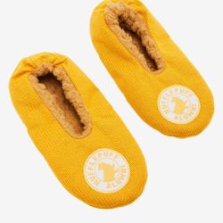 Harry Potter Hufflepuff Slipper Socks Sherpa Lined Rubber Bottms UNISEX OSFM Ft