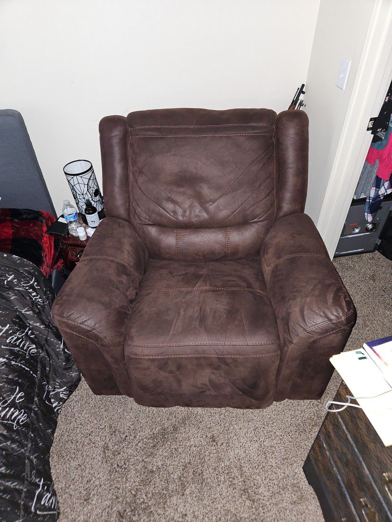 Suede Leather Brown Recliner Chair That Plugs In