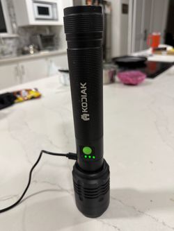 Kodiak flashlight 6k lumens