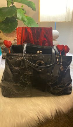 Coach patent leather purse