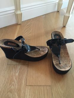 Michael kors wedge flip flop