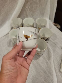 8 Japanese Tea Cups
