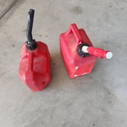 10 Dollars Firm Each Gas Can