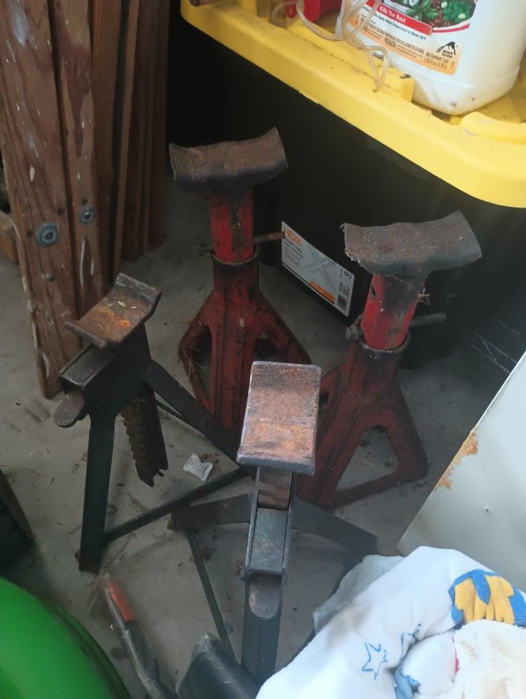 Steel Jack Auto Stands