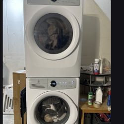 Premium Electrolux Stackable Electric Washer And Dryer