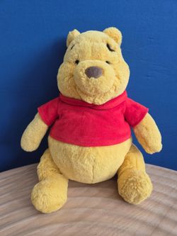 Disney Store Winnie The Pooh medium bear 12" plush