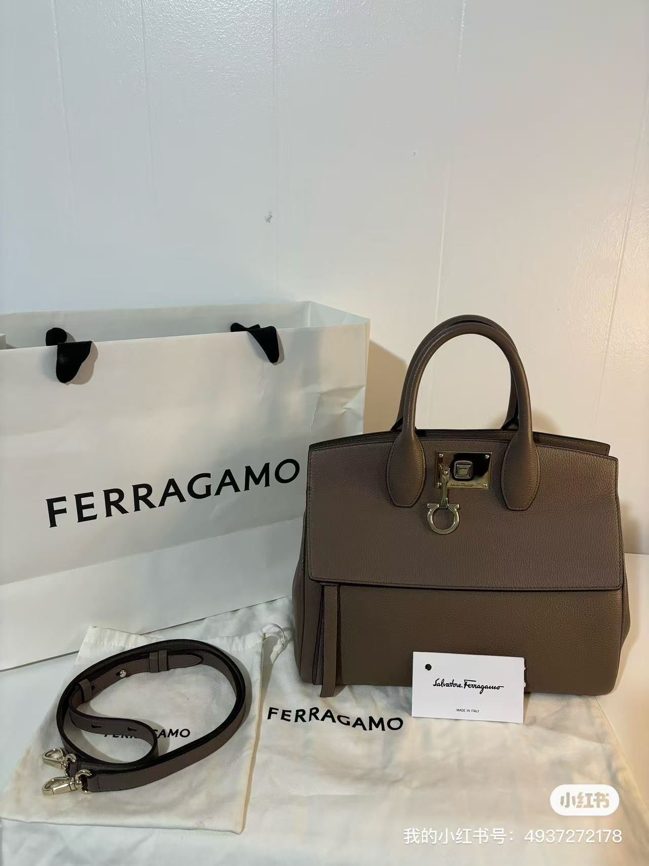 Brand New Ferragamo Studio Box Small Leather Top-handle Bag