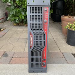 CROWN AMPLIFIER 