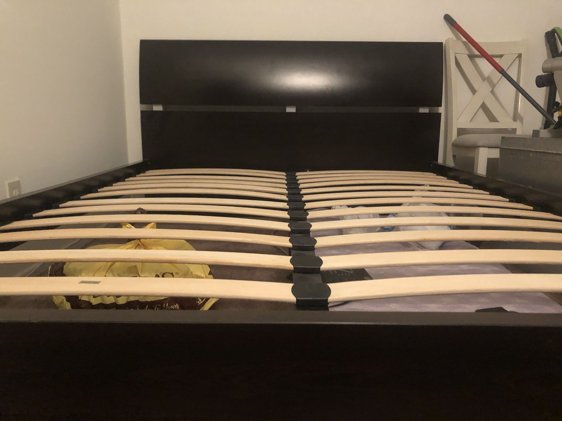 Queen Bed Frame  🛌 