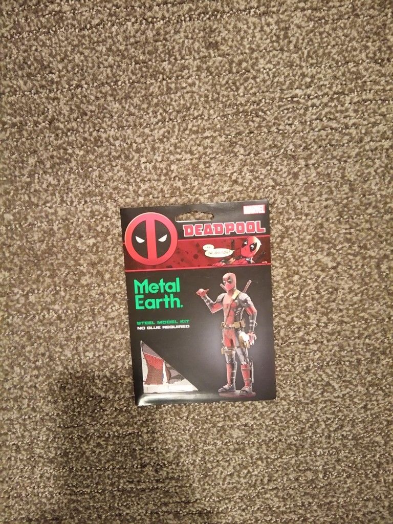 Metal Earth Deadpool 3d Metal Model Kit