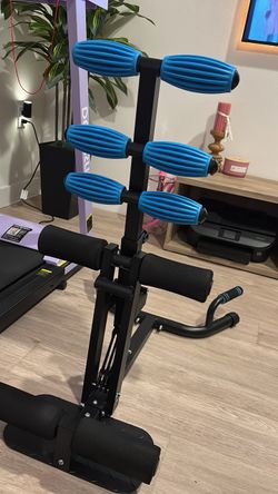 Squat machine