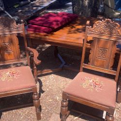Old Fashion Good Shape Dining Table Set 6 Chairs