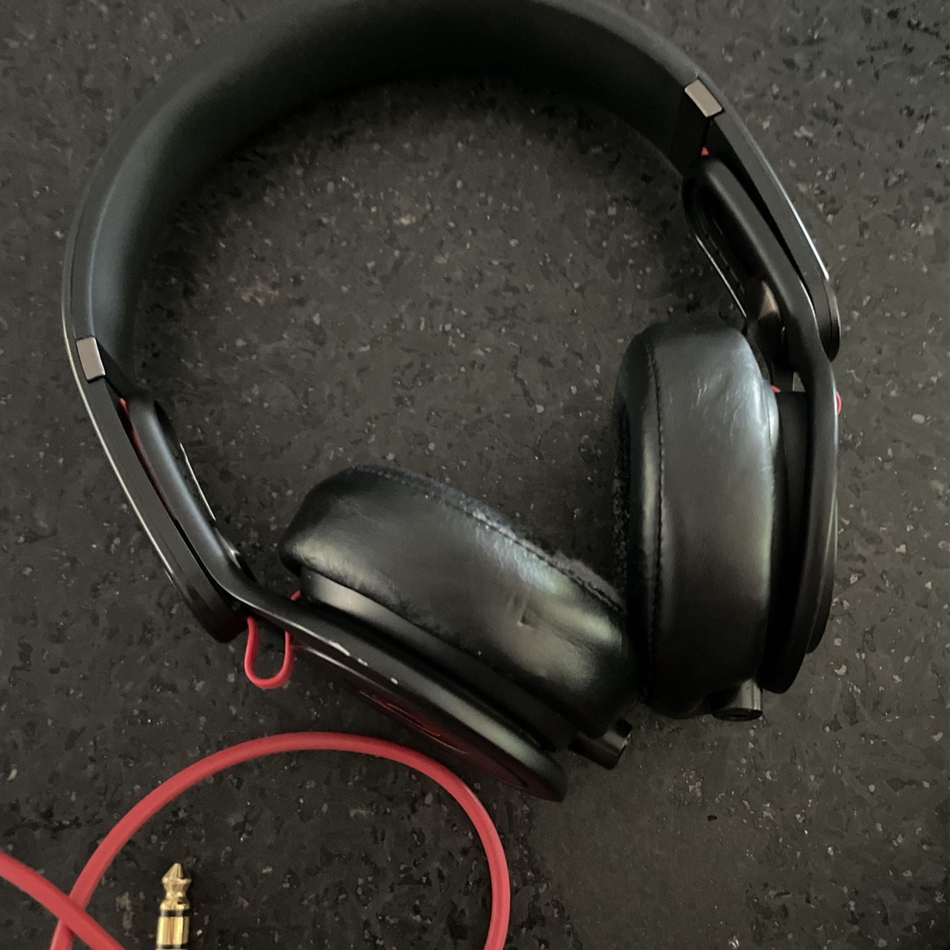Beats By Dre Headphones