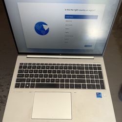 HP EliteBook 860 16 inch G10 Notebook PC