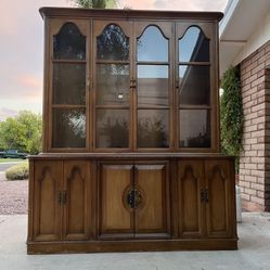Vintage Mid-Century Modern China Display Cabinet Sideboard With Display Top hutch. 