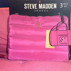 Steve Madden 3 Piece Set Travel Bag 