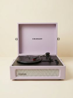 Crosley Voyager record player