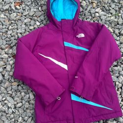 Girls North Face Jacket Size Medium (10-12)