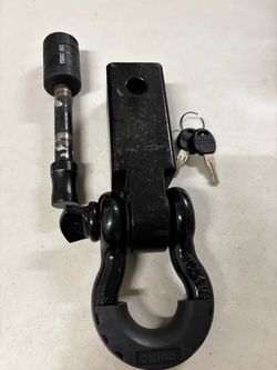 Rhino USA Receiver Hitch with D-Ring Shackle and Lock