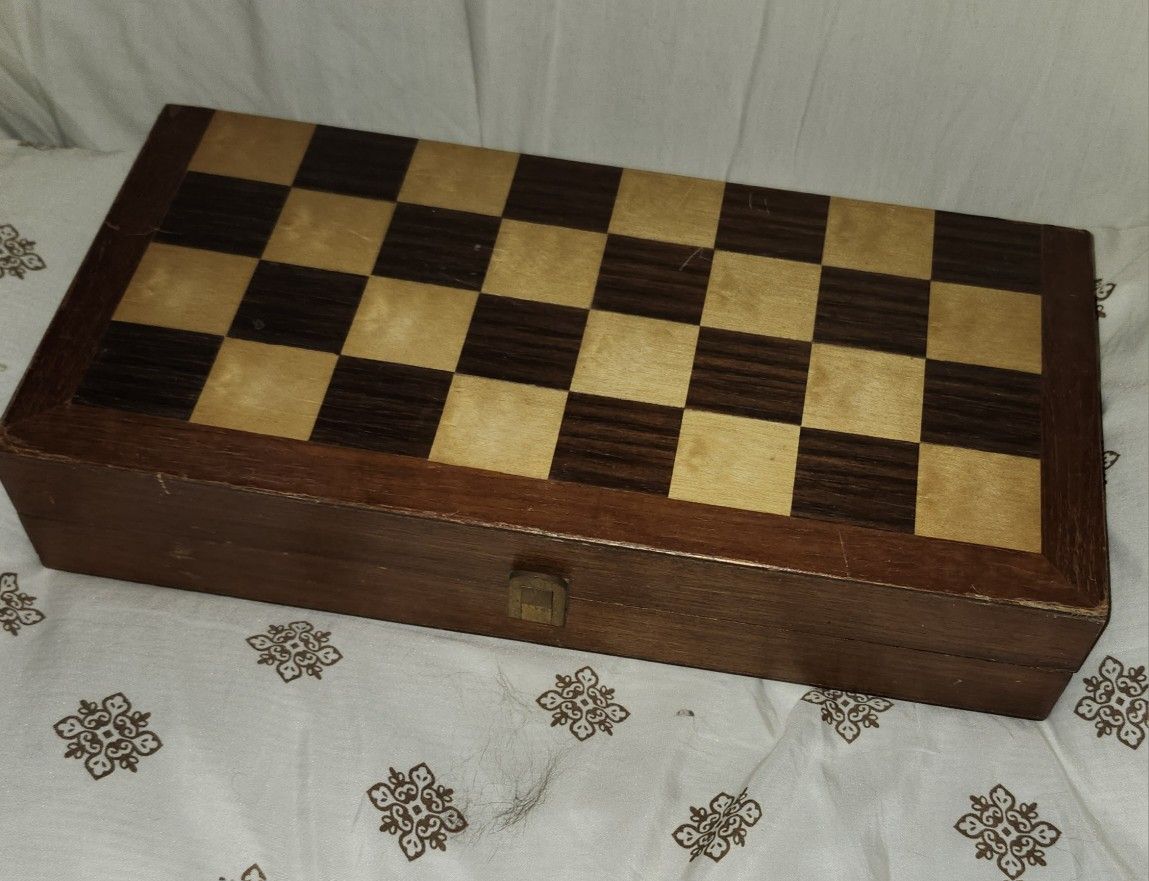 MULTI-GAME - Chess, Checkers, Backgammon, Cards In A Wooden Box