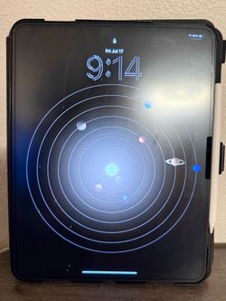Apple iPad Pro 13-Inch (M4): Built for Apple Intelligence, Ultra Retina XDR Display, 256GB, 12MP Front/Back Camera, LiDAR Scanner, Wi-Fi 6E, Face ID, 