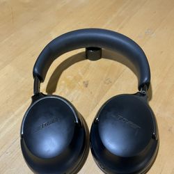 BOSE QUIT COMFORT  ULTRA 