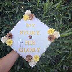 Graduation cap topper