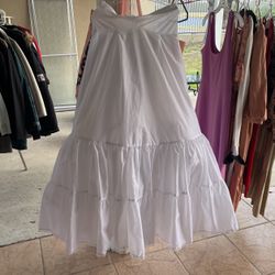 Crinolina $25