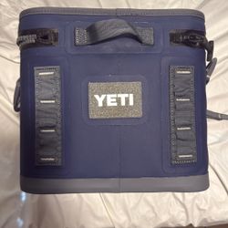 Yeti Hopper Flip 8 Blue & It’s Big Enough For 8 Beverages