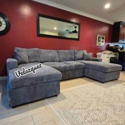 ✅️✅️4 pc  grey corduroy fabric sectional sofa with double chaise.✅️✅️✅️