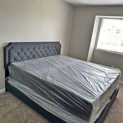 QUEEN MATTRESS MEMORY FOAM WITH BOXSPRING ! FRAME NOT INCLUDED 
