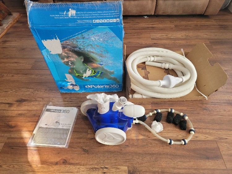 Polaris 360 F1 Automatic Pool Cleaner In Excellent Condition With Extra Bag And Sweeps