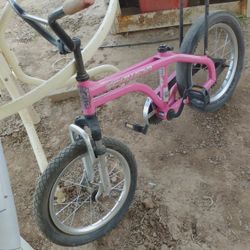 Used Schwinn KRATE EVO Cruiser Bike Girls Pink 16"