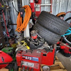Tire Machine And Balancer  Hunter..for Parts Only!!!