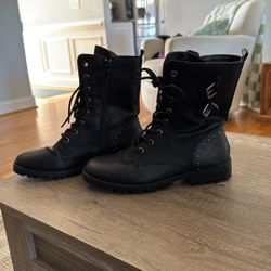 Black Boots