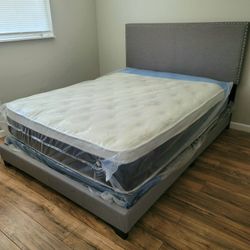 NEW QUEEN-SIZE PILLOW TOP MATTRESS AND BOX SPRING 