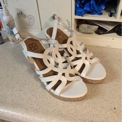 Daisy Fuentes Wedges Shoes