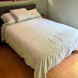 Full Size Bed, Mattress and Bed Frame With Headboard
